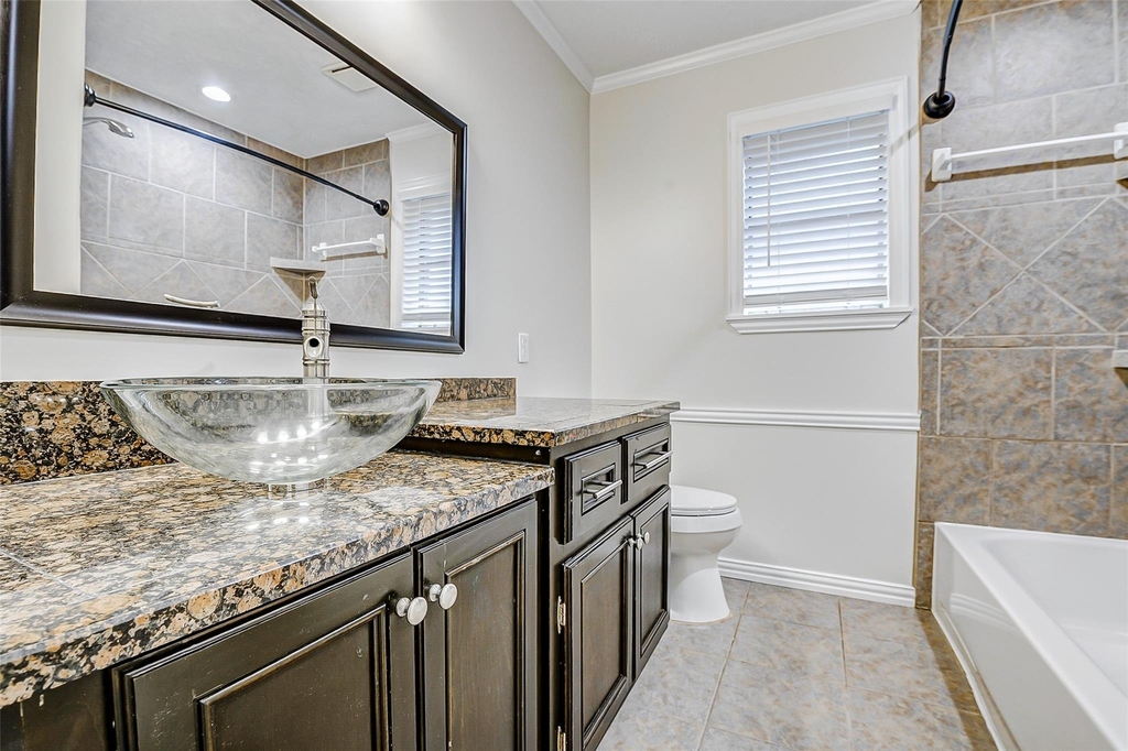 9842 Shell Rock Road - Photo 14