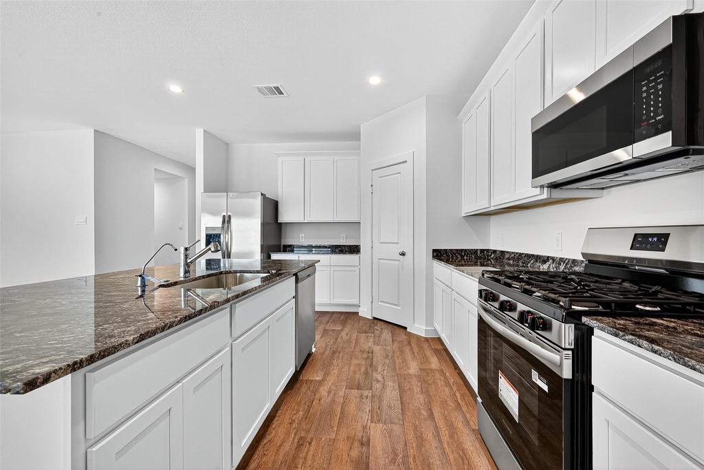 4215 Russet Elm Lane - Photo 19
