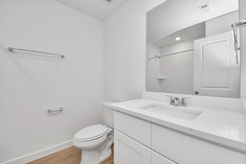 1238 Sandy Shore Ln - Photo 4