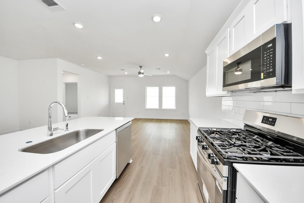 1238 Sandy Shore Ln - Photo 12