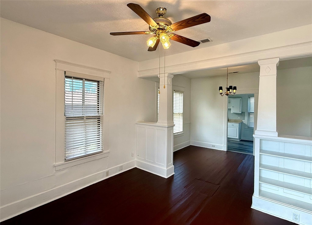 1916 26th Street - Photo 5