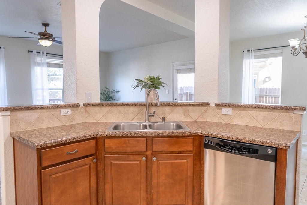 6913 Abbey Falls - Photo 11