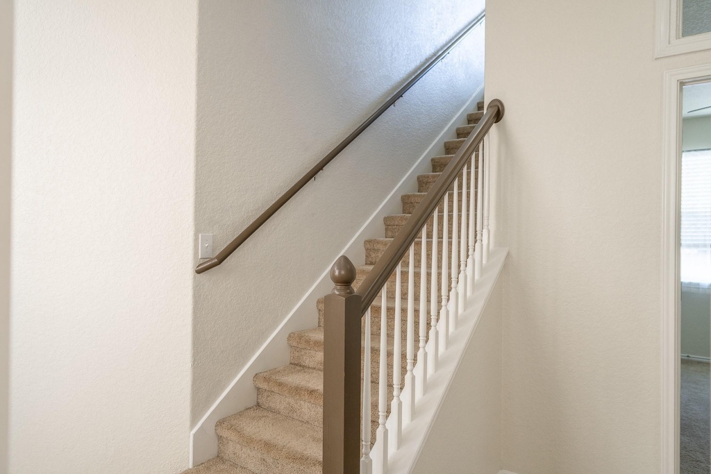 6913 Abbey Falls - Photo 23