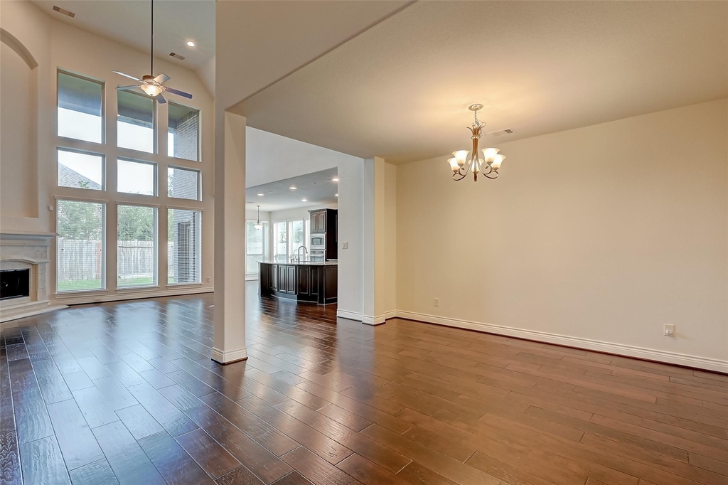 4006 Misty Waters Lane - Photo 8