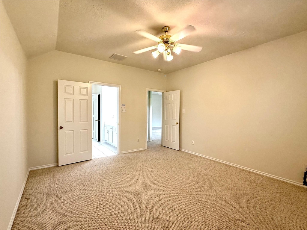 5610 Gaffney Lane - Photo 14