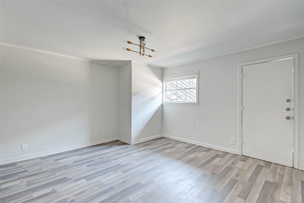 2420 Mcduffie Street - Photo 5