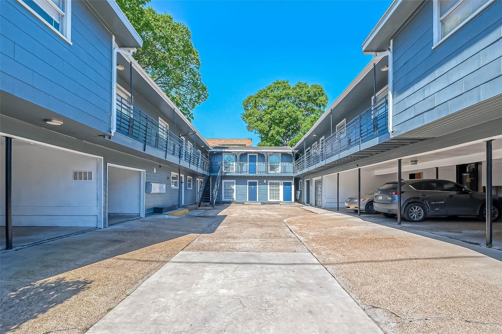 2420 Mcduffie Street - Photo 10