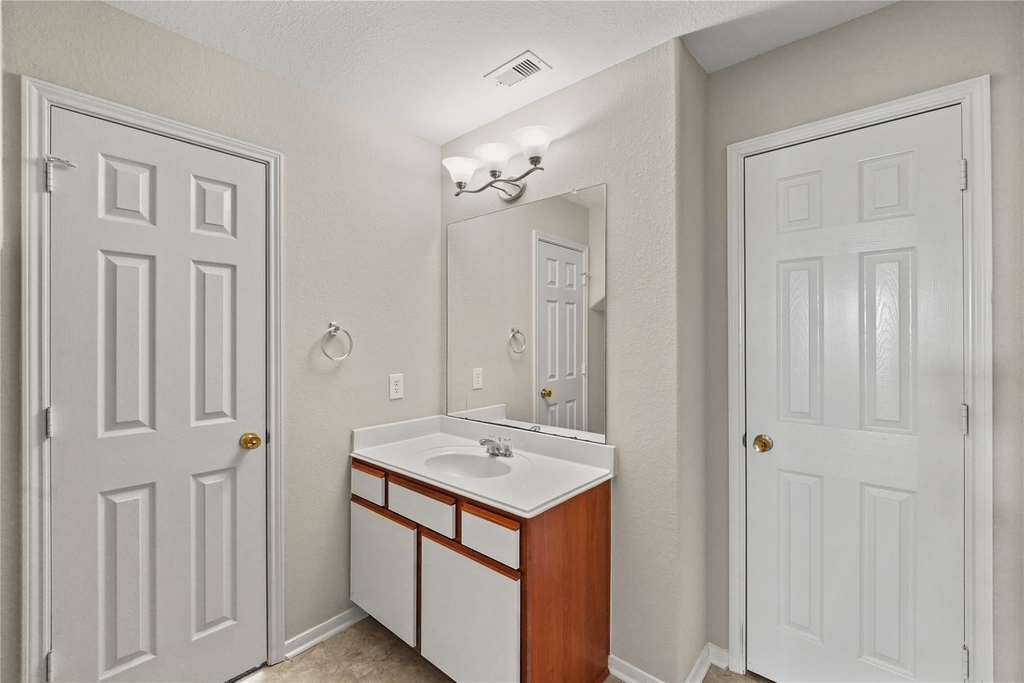 3006 Madison Elm Street - Photo 12