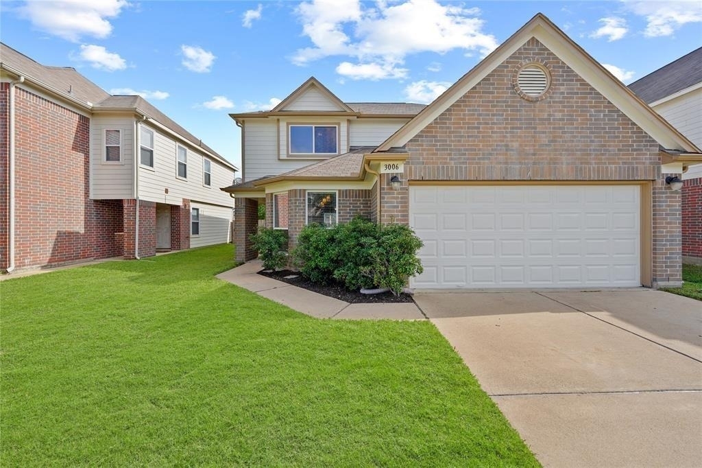 3006 Madison Elm Street - Photo 0