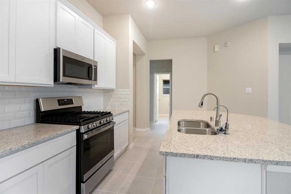 10518 Cecilia Star Lane - Photo 7