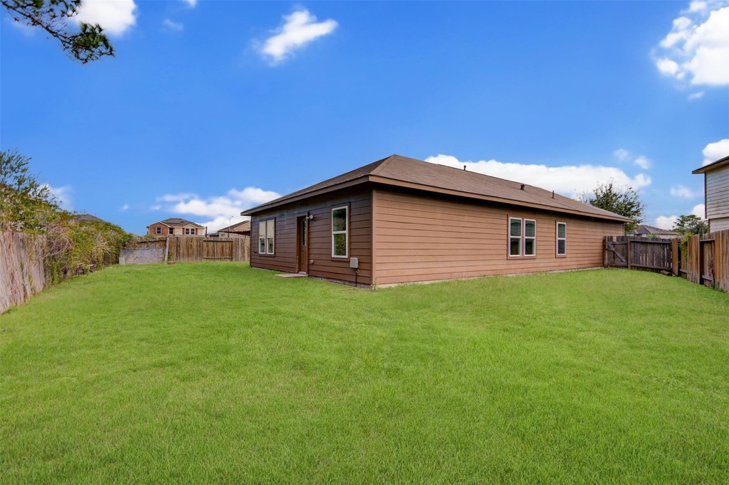 6026 Burnet Bend Avenue - Photo 27