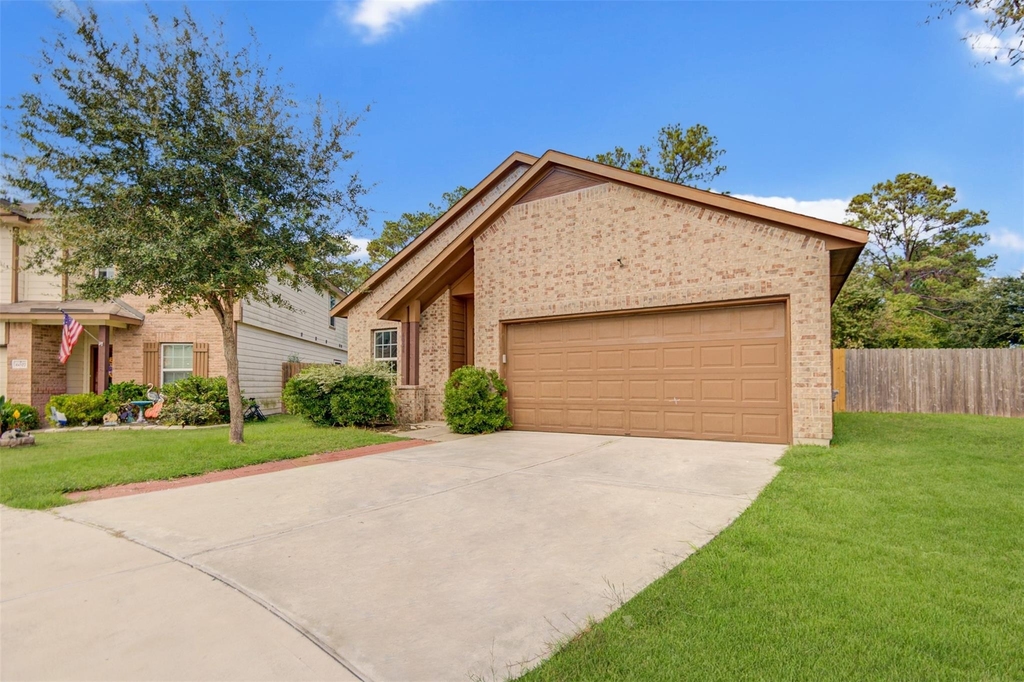 6026 Burnet Bend Avenue - Photo 1