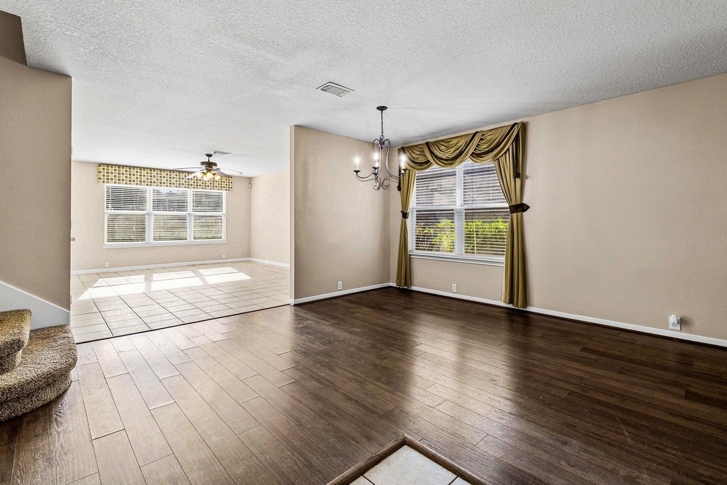 18327 Atasca Woods Trace - Photo 9