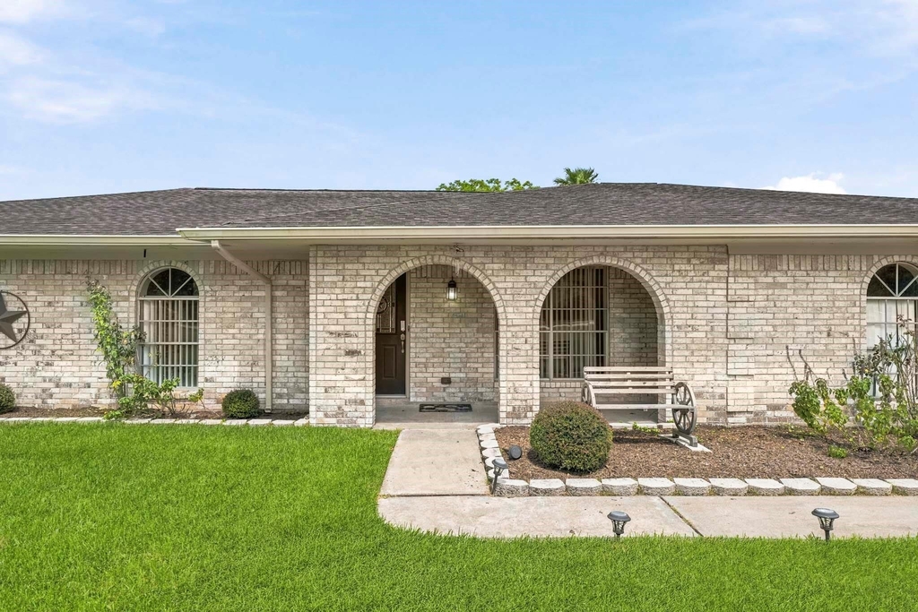 302 Country Road 893 - Photo 6