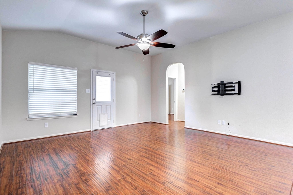 24314 Courtland Oaks Street - Photo 11
