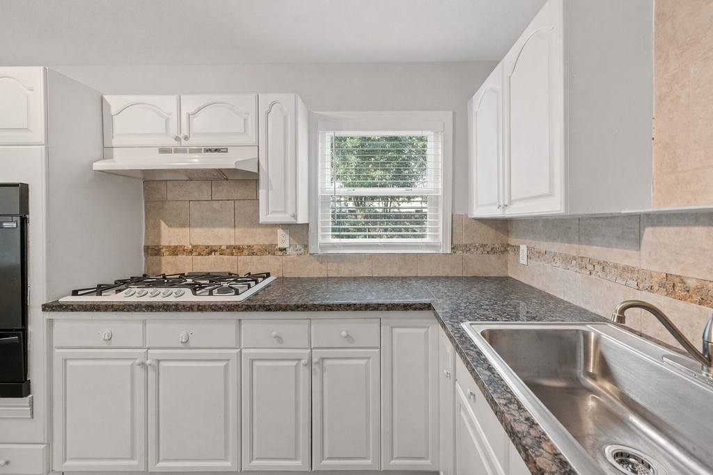 3823 Florinda Street - Photo 10