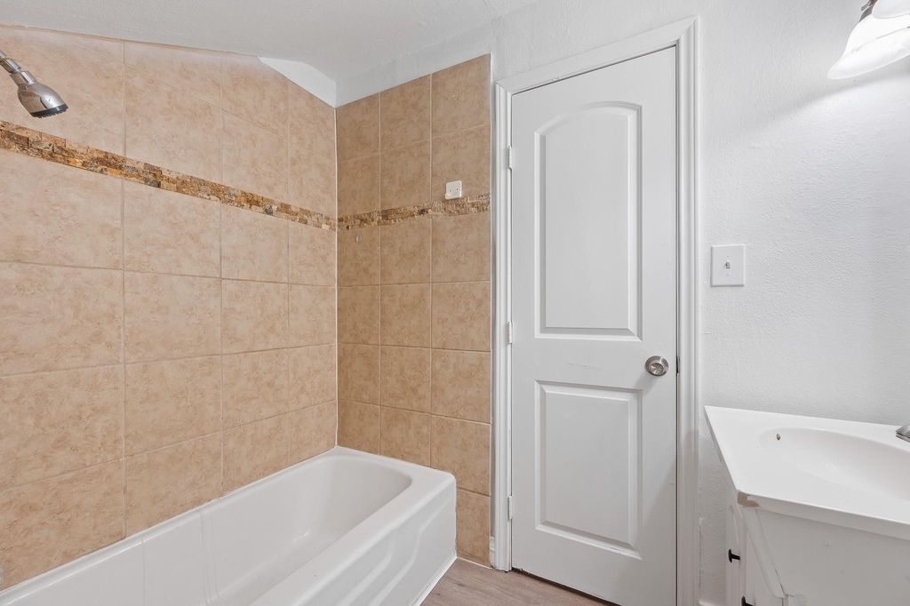 3823 Florinda Street - Photo 28