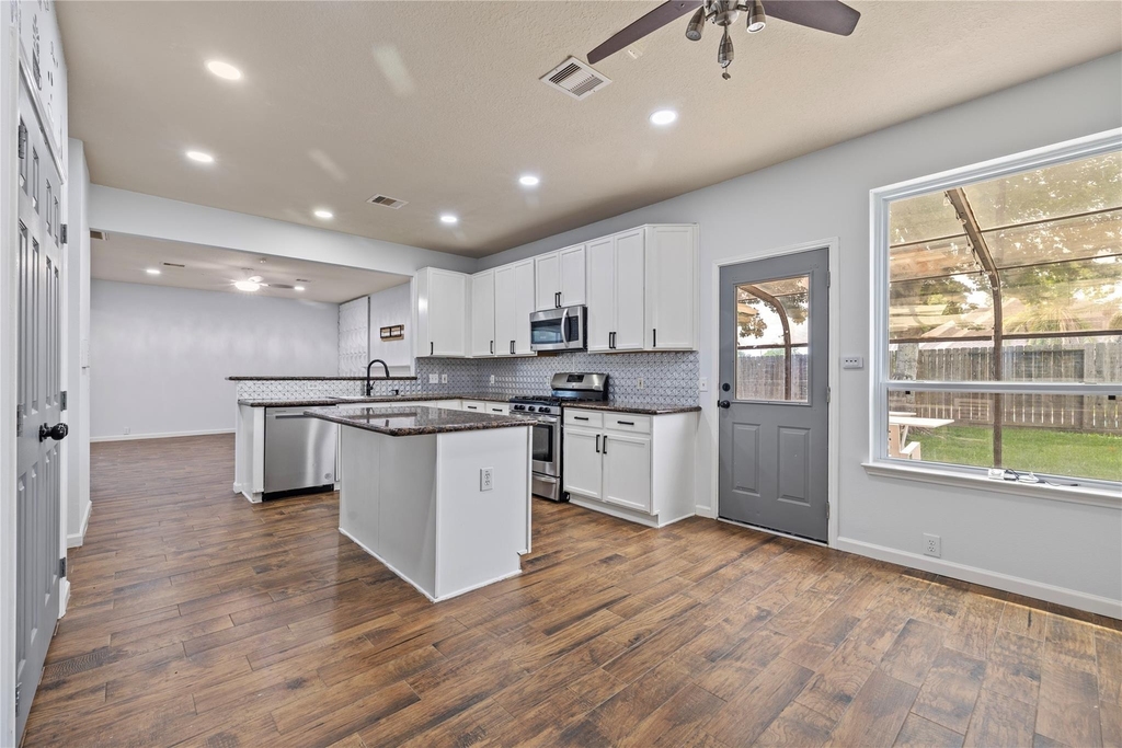 4803 Windcross Court - Photo 13
