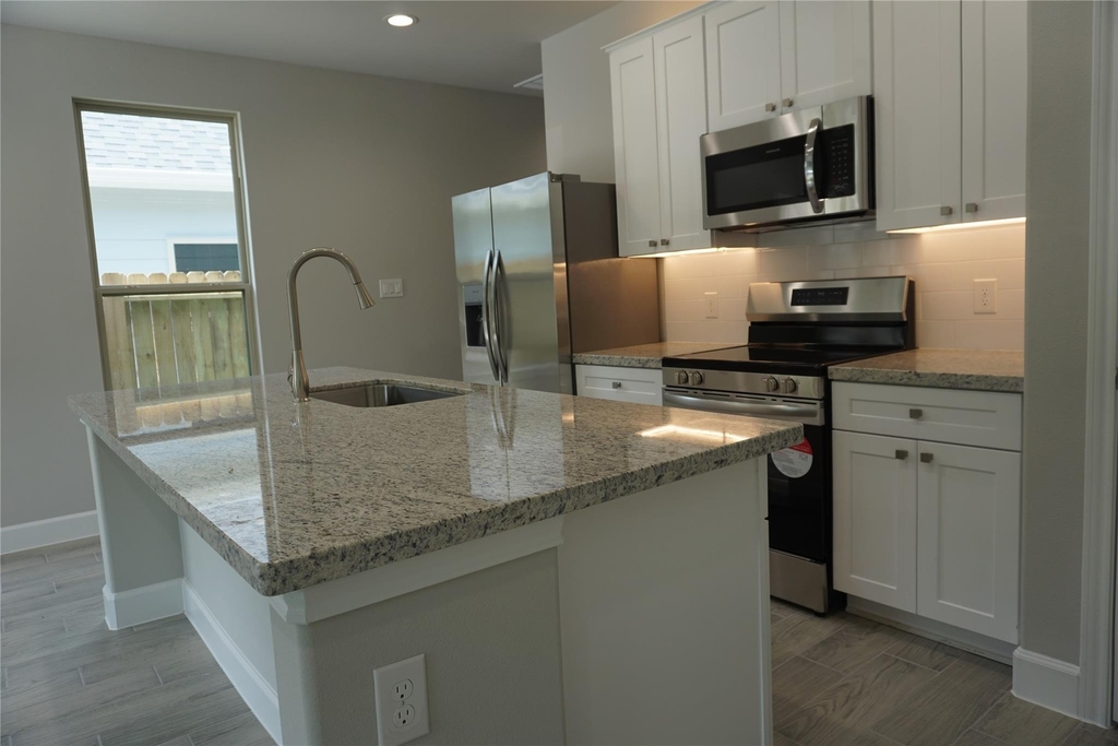11927 Nelwood - Photo 4