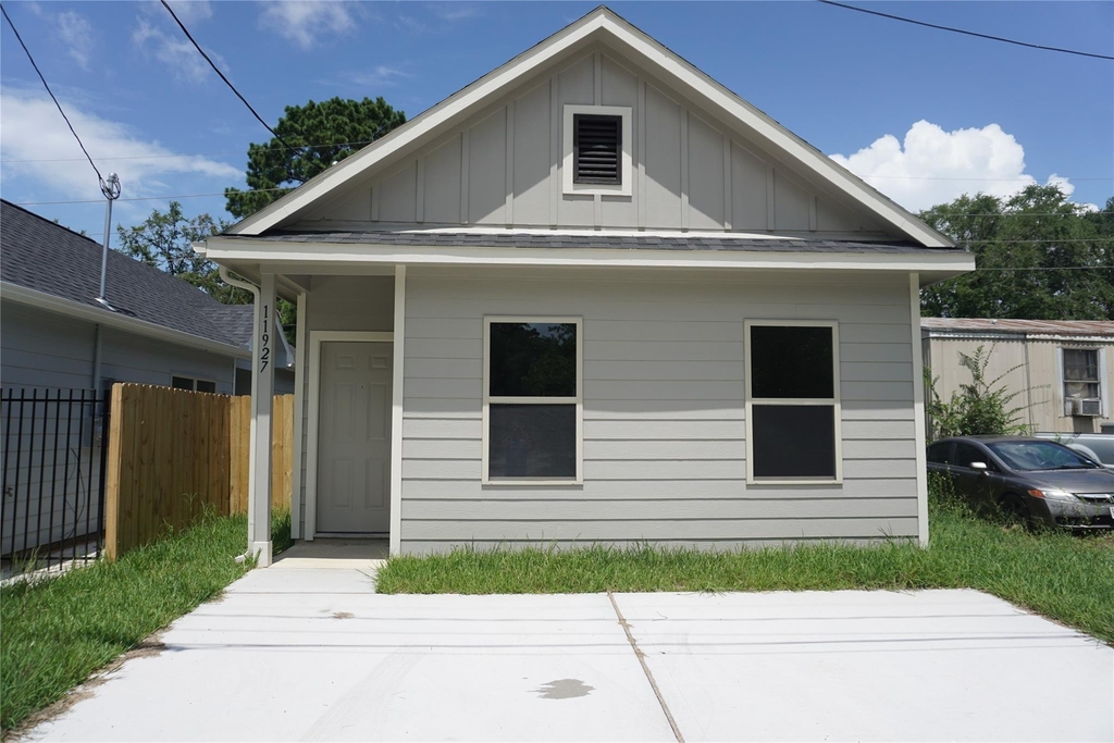 11927 Nelwood - Photo 0