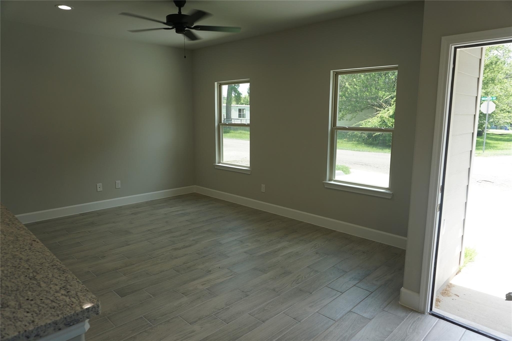 11927 Nelwood - Photo 2