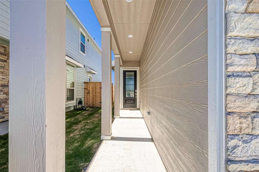 5554 Amber Brook Lane - Photo 2