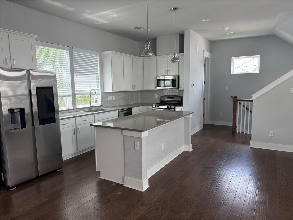 902 Martin Street - Photo 5