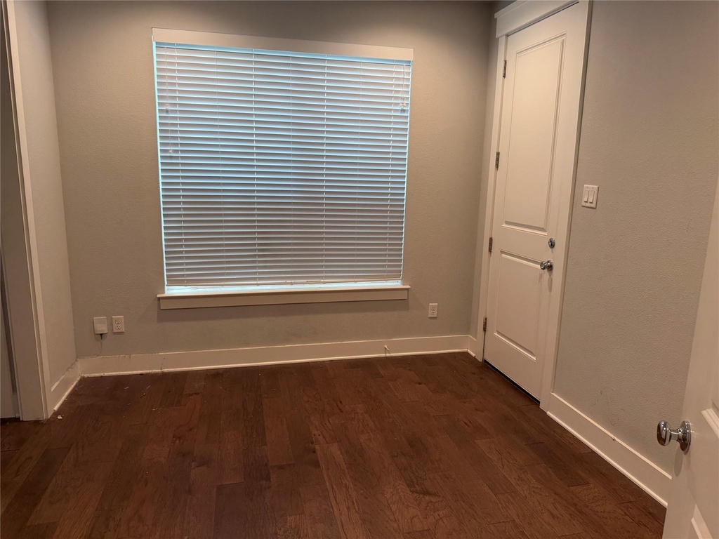 902 Martin Street - Photo 12