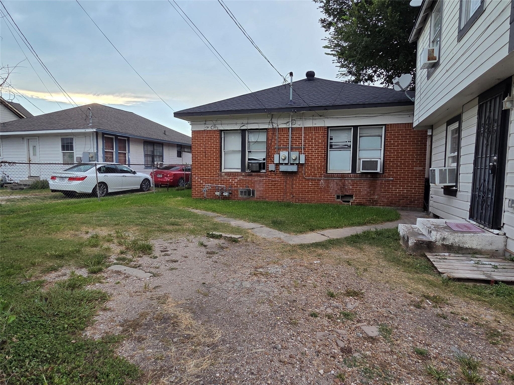 114 Canton Street - Photo 14