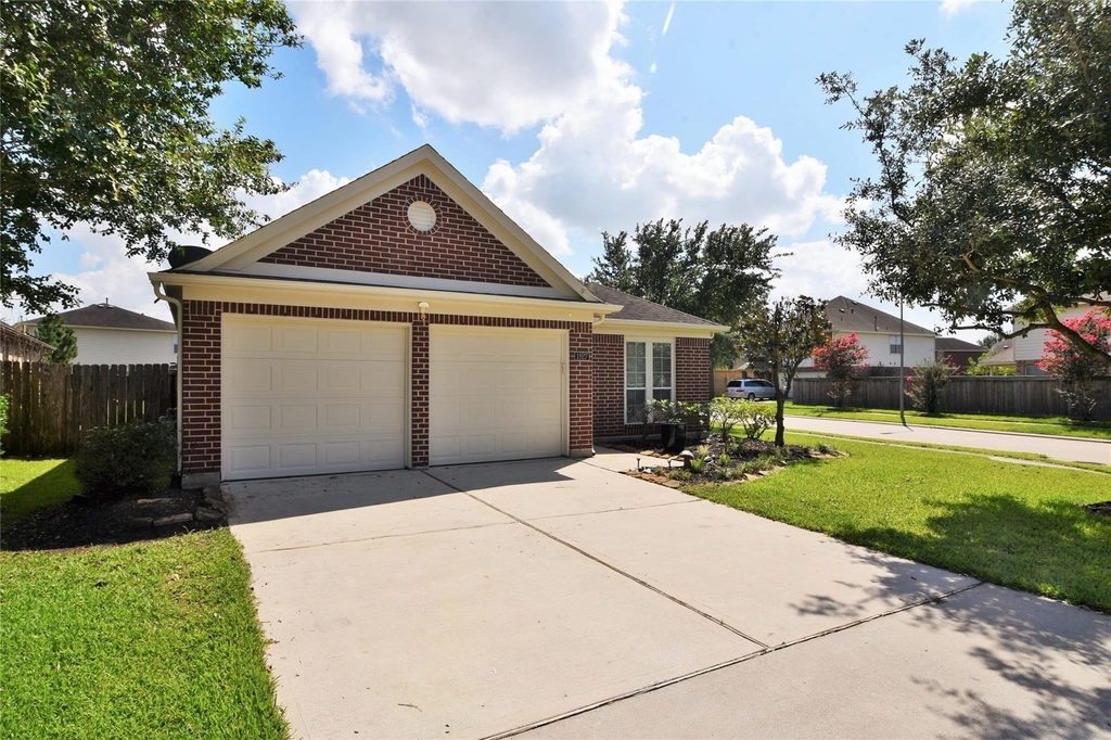 1827 Vanderwilt Lane - Photo 1