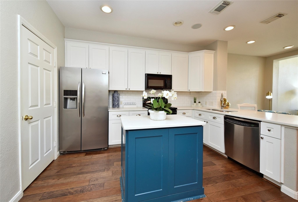 8814 Silent Willow Lane - Photo 11