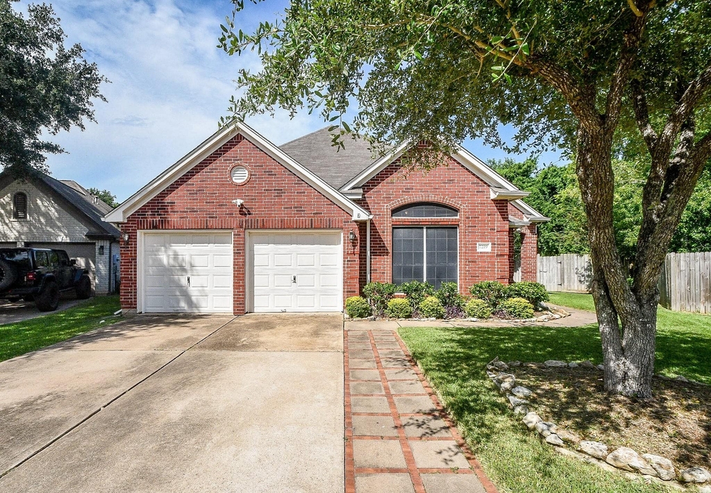 7219 Colony Bend Lane - Photo 34