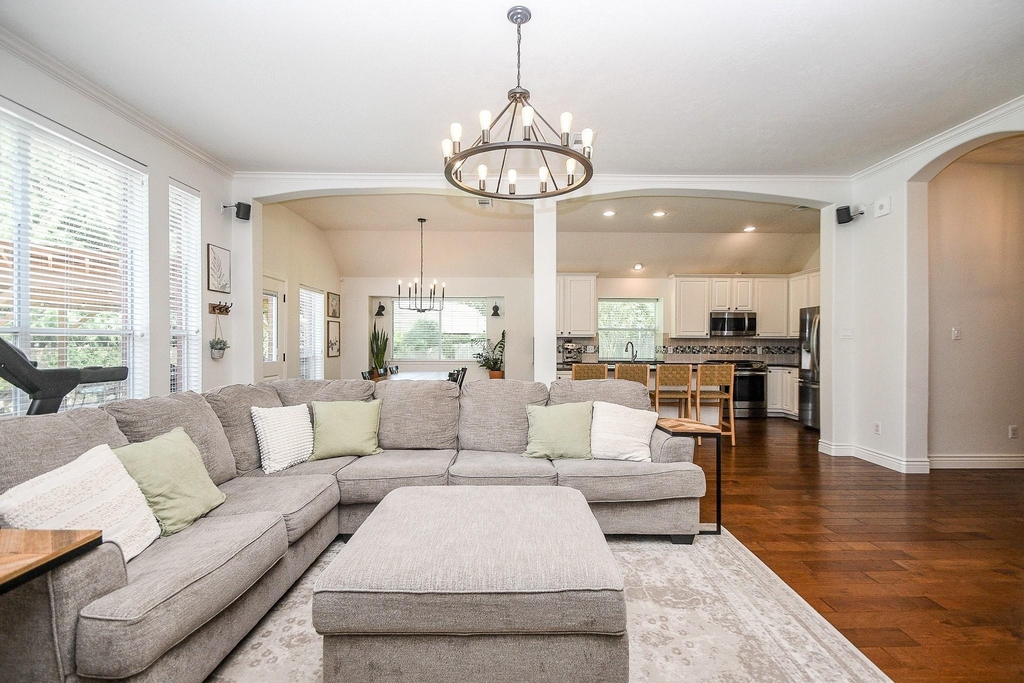 7219 Colony Bend Lane - Photo 5
