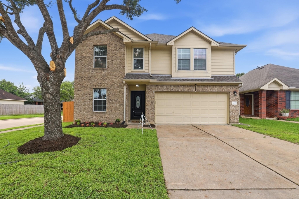 5727 Landon Creek Lane - Photo 0