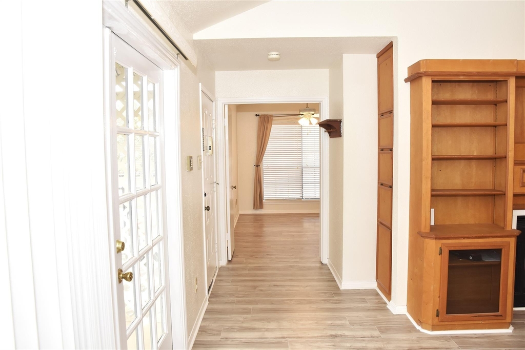 2121 El Paseo Street - Photo 4