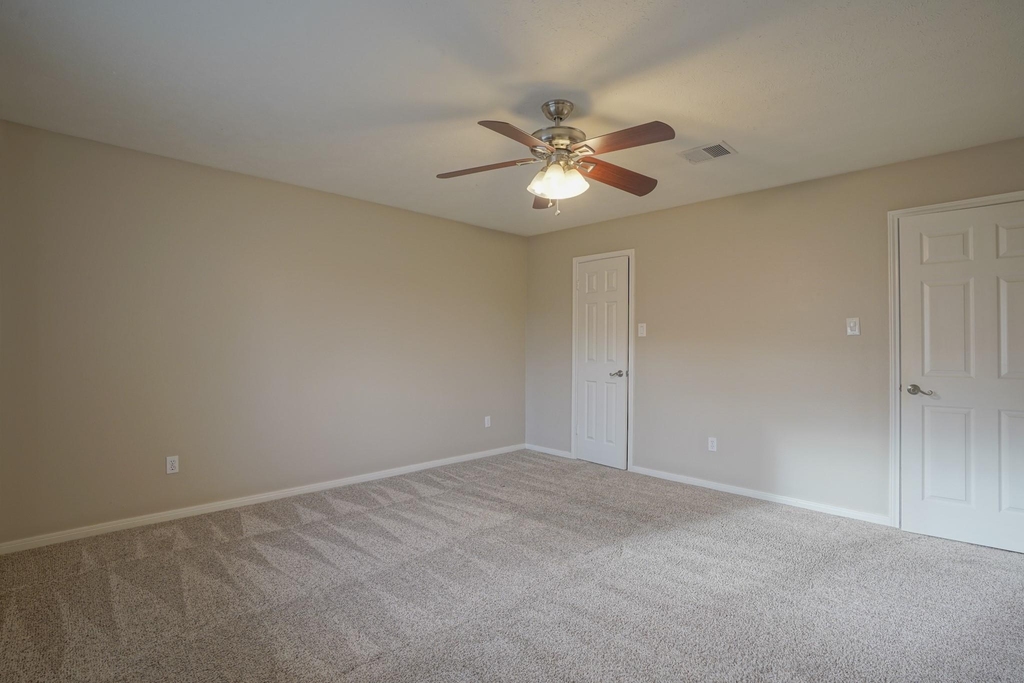 2108 Lakeway Drive - Photo 49