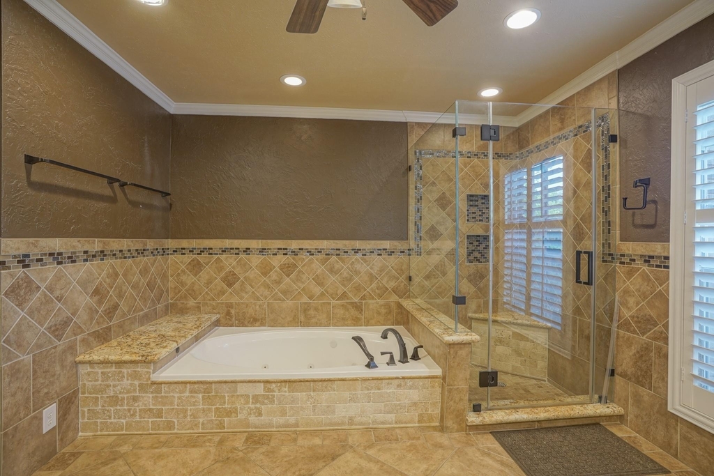 2108 Lakeway Drive - Photo 35