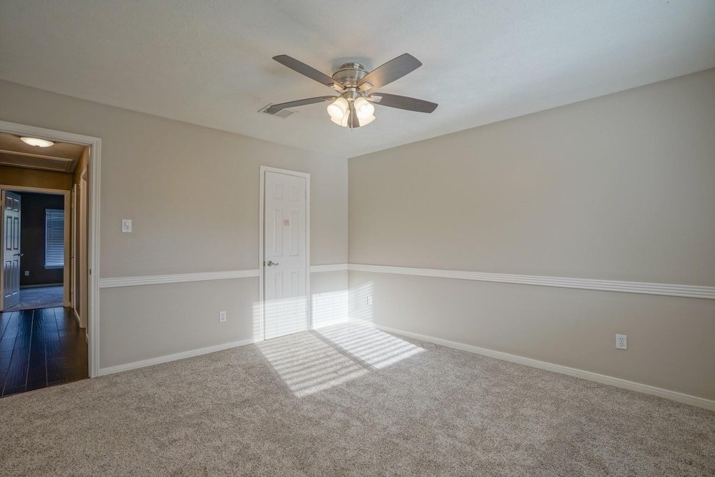 2108 Lakeway Drive - Photo 43