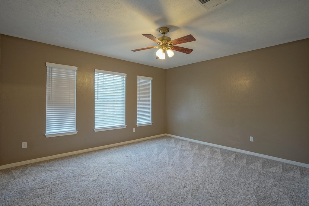 2108 Lakeway Drive - Photo 40
