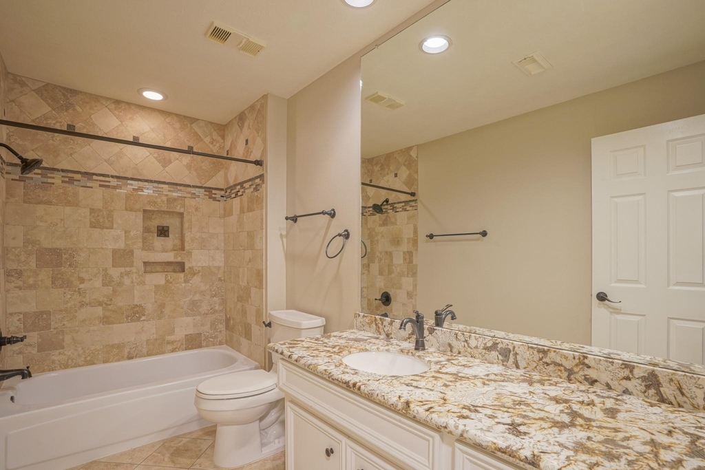 2108 Lakeway Drive - Photo 44