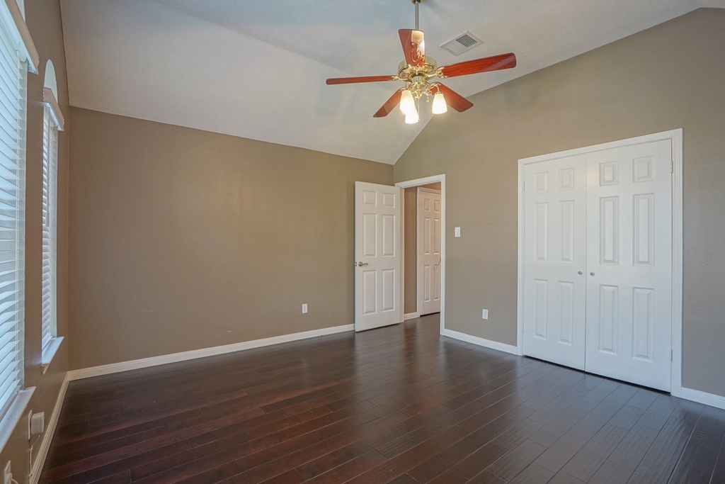 2108 Lakeway Drive - Photo 47