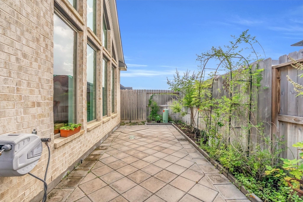 31418 Golden Cliffs Lane - Photo 41