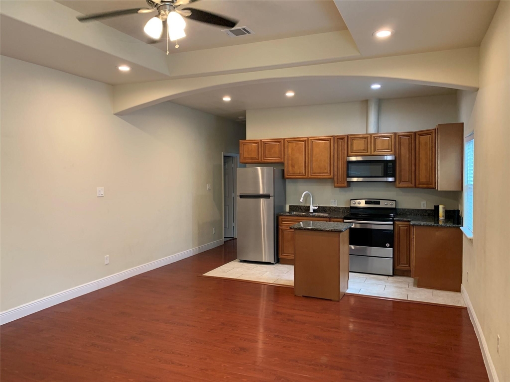 2614 Delano Street N - Photo 1