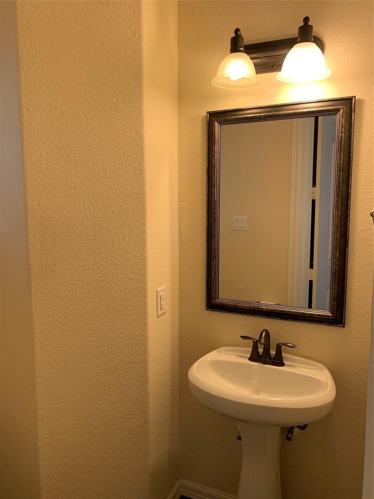 3021 Kisling Street - Photo 11