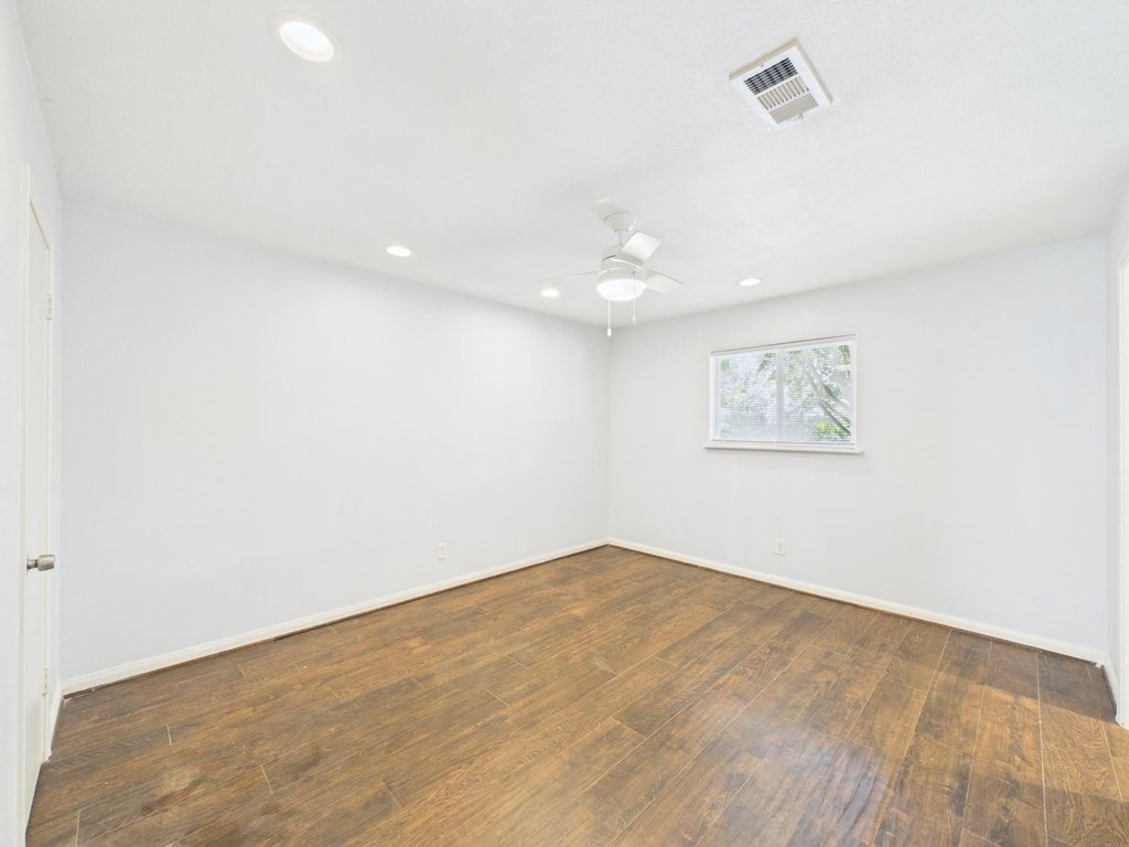 5627 Winsome Lane - Photo 21