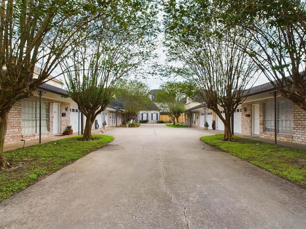 5627 Winsome Lane - Photo 31