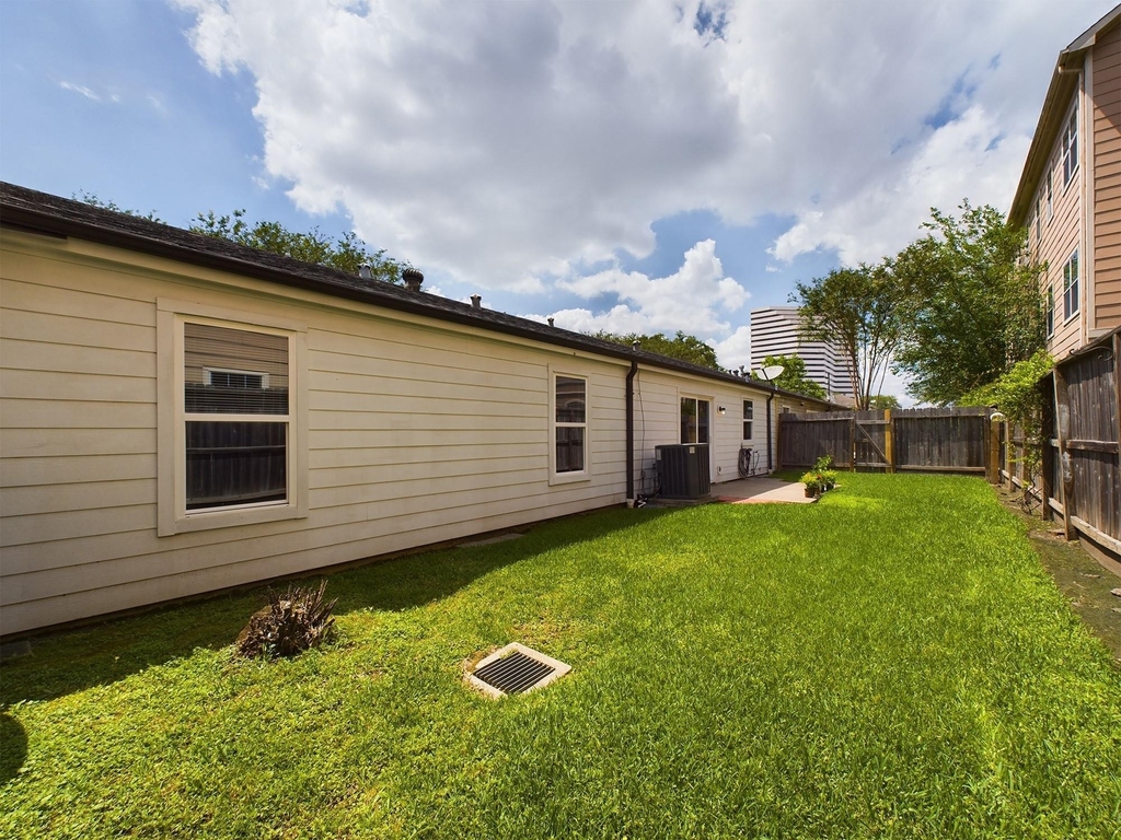 5627 Winsome Lane - Photo 25