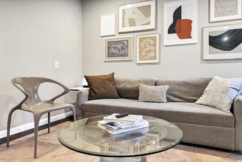 1953 Dryden Street - Photo 6