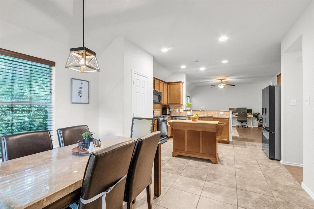 1700 Fall Forest Court - Photo 18