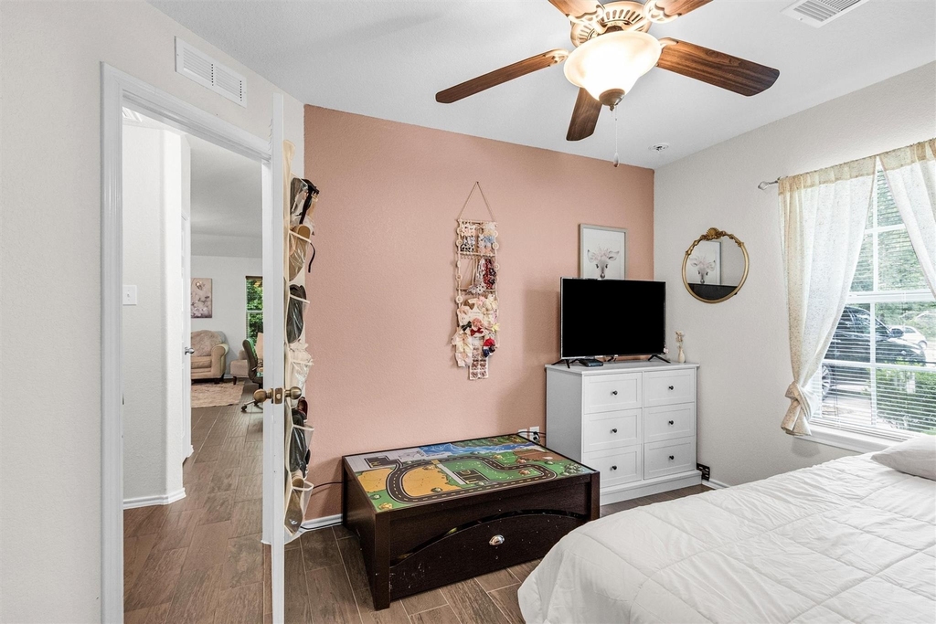 1700 Fall Forest Court - Photo 29